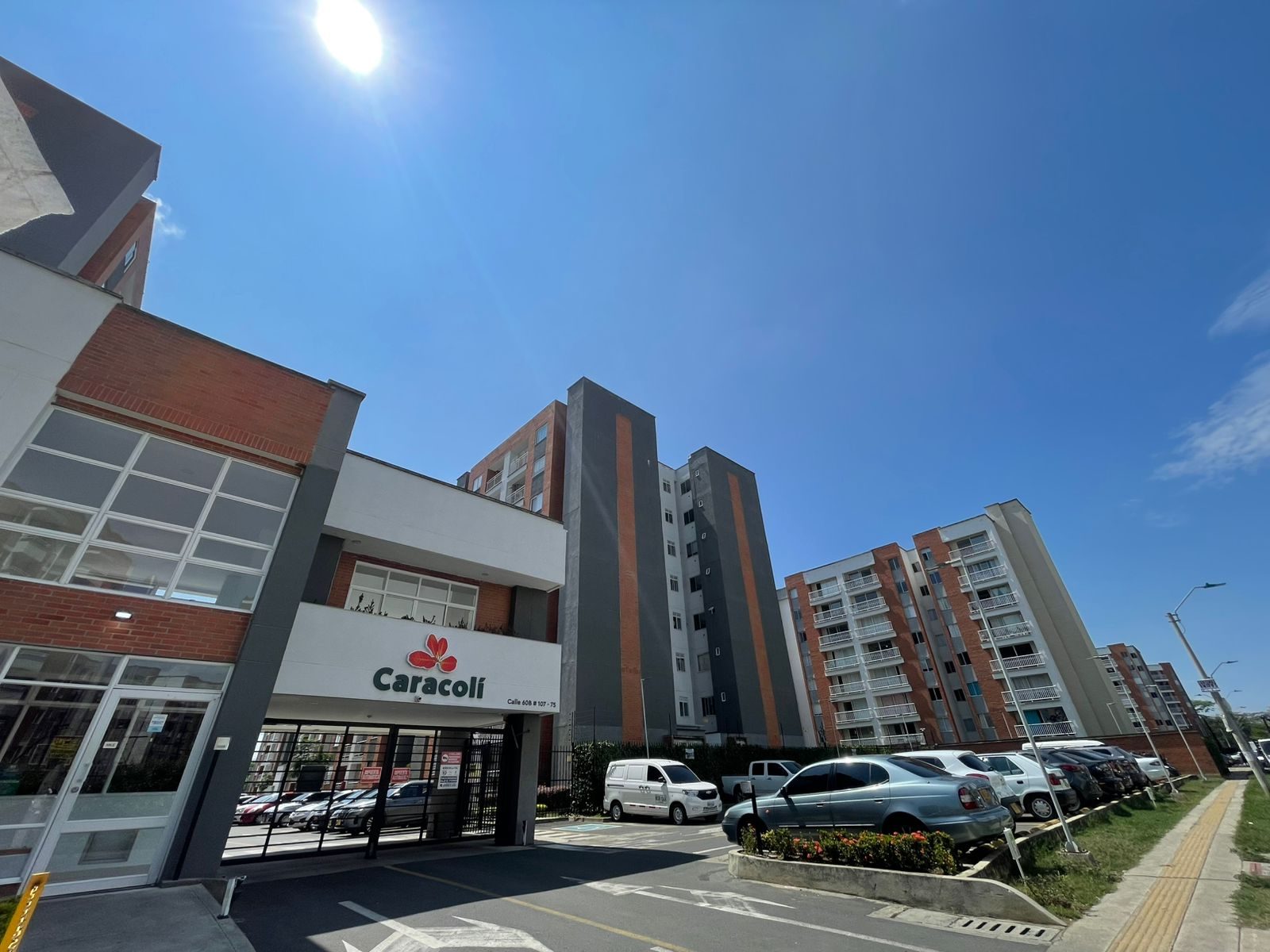 APARTAMENTO EN VENTA, CONJUTO RESIDENCIA CARACOLI - VIVERO