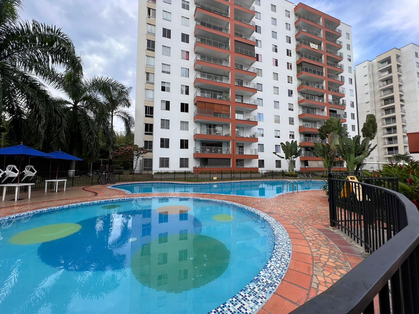 APARTAMENTO EN VENTA, C.R. PARQUES DE LAS FLORES